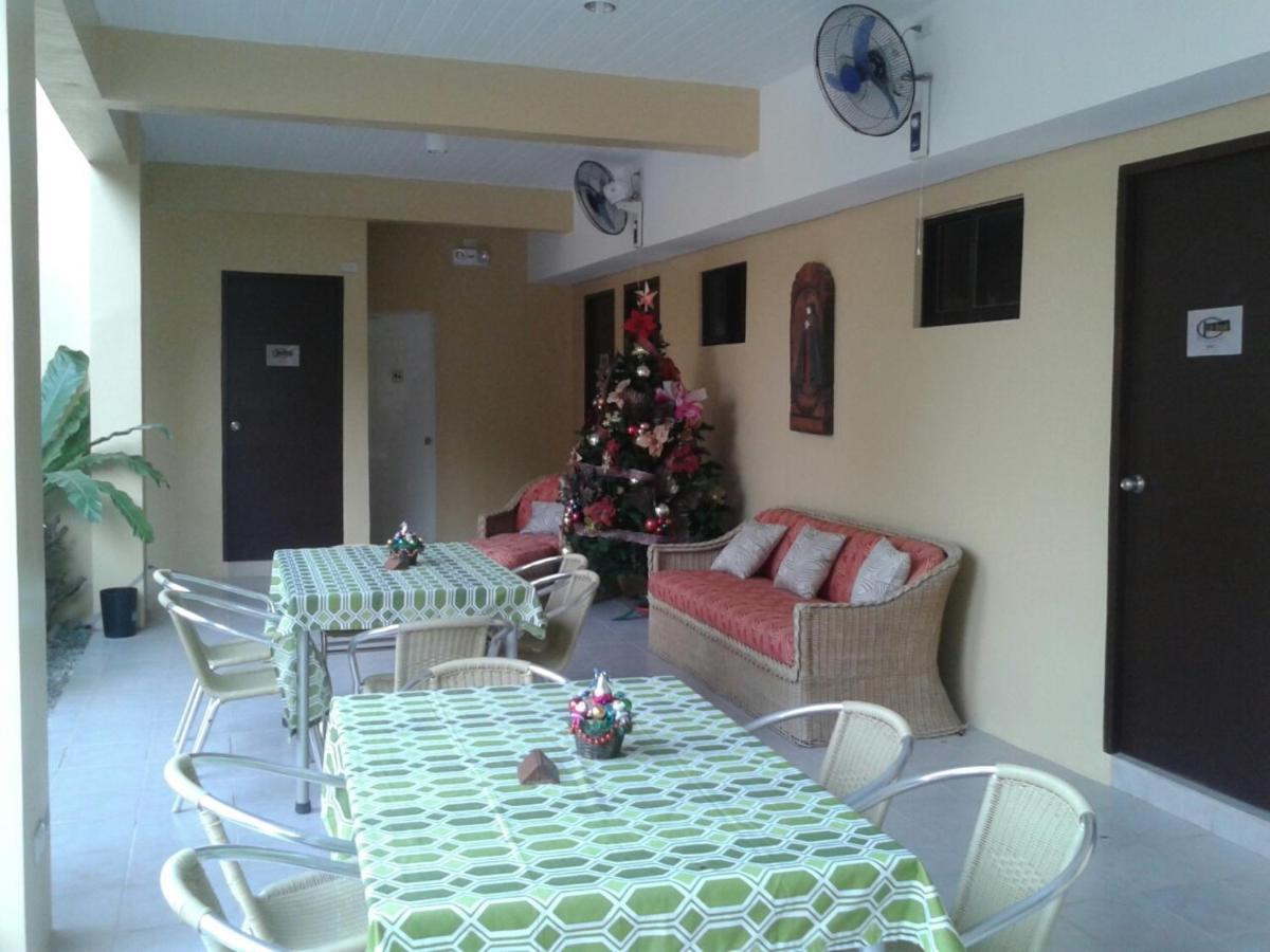 11Th Street Bed And Breakfast Баколод Екстер'єр фото